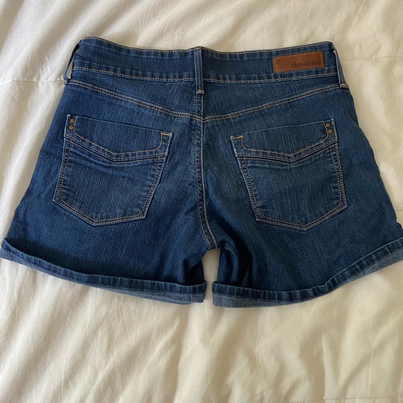 Denizen Jean Short! Size 4 - Picture 3 of 4